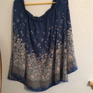 Gorgeous off the shoulders tunic